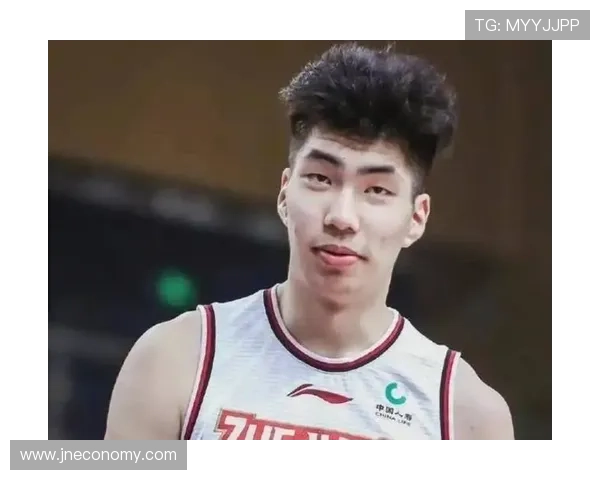 余嘉豪已与西班牙俱乐部会合 季前赛首秀对阵毕尔巴鄂