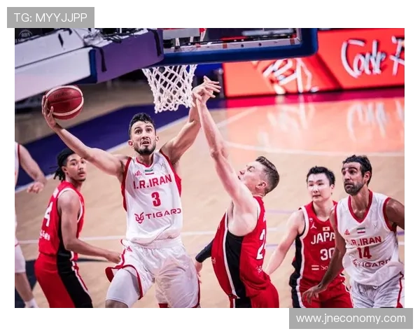 日本男篮8分惜败伊朗 霍金森20+17难救主富永启生砍22分