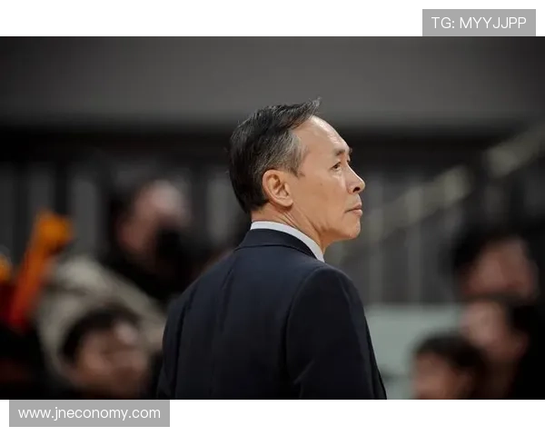 许利民直言输球暴露问题多 强调球队阵容调整将逐步进行 许利民直言输球暴露问题多 强调球队阵容调整将逐步进行